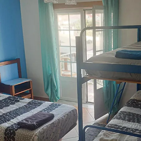 Cloud To Chill Surfhouse Baleal فيريل