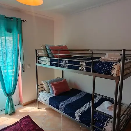 بيت شباب Cloud To Chill Surfhouse Baleal *
