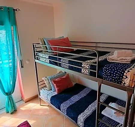 Vandrerhjem Cloud To Chill Surfhouse Baleal *